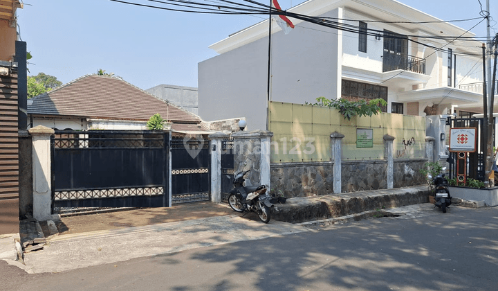 Jual Tanah Kebayoran Baru, Rumah Hitung Tanah Dwijaya Kebayoran 1