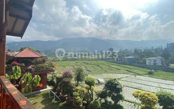 For Rent: Strategic Peak Villa Near Damar Langit, Peak Area