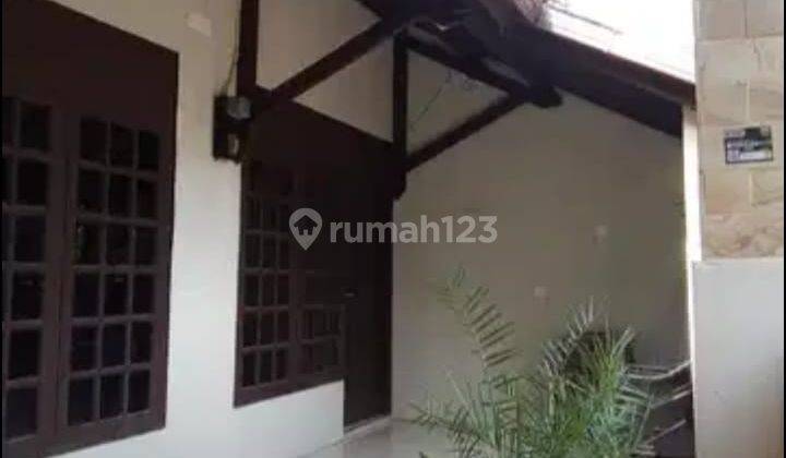 Rumah Strategis Hitung Tanah Dalam Komplek Nyaman Strategis 2