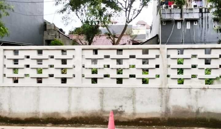 Tanah Di Wijaya Kebayoran Baru, Strategis Dalam Komplek