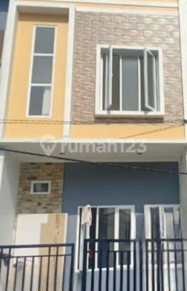2-Story Furnished House in Gading Griya, Kelapa Gading, North Jakarta