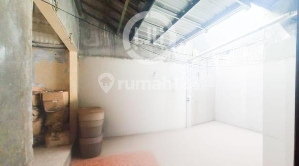 Rumah Hook Luas 195 Perlu Renovasi di Perumahan Bintang Metropole, Bekasi 2