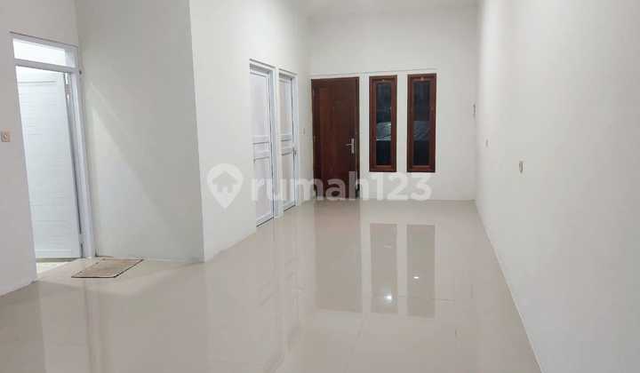 Dijual Rumah Di Duta Bumi 1 Kawasan Harapan Indah Bekasi 2