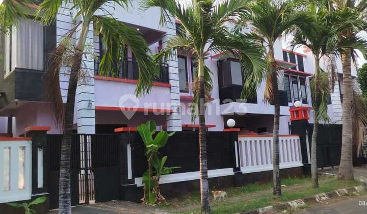 Rumah Gandeng Hook 2 Lantai Bagus di Cakung Jakarta Timur