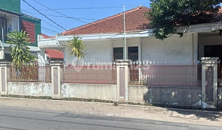 Dijual Cepat, Rumah Hook, Strategis, Margacinta Buah Batu Bandung