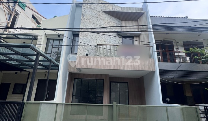 Rumah Dijual di Alam Elok Pondok Indah Jakarta Selatan Rumah Dijual di Alam Elok Pondok Indah Jakarta Selatan