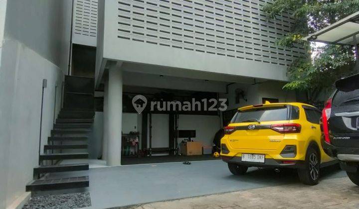 Rumah Dijual Siap Huni Di Kemang Area Fasilitas Private Pool 1