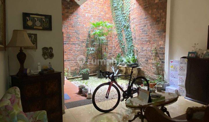 Rumah Dijual Murah Dalam Komplek Di Lebak Bulus Jaksel

 2