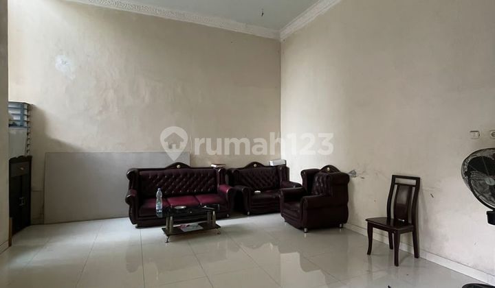 For Sale Quickly, 3-Story House in Skip Ujung Area, East Jakarta For Sale Quickly, 3-Story House in Skip Ujung Area, East Jakarta