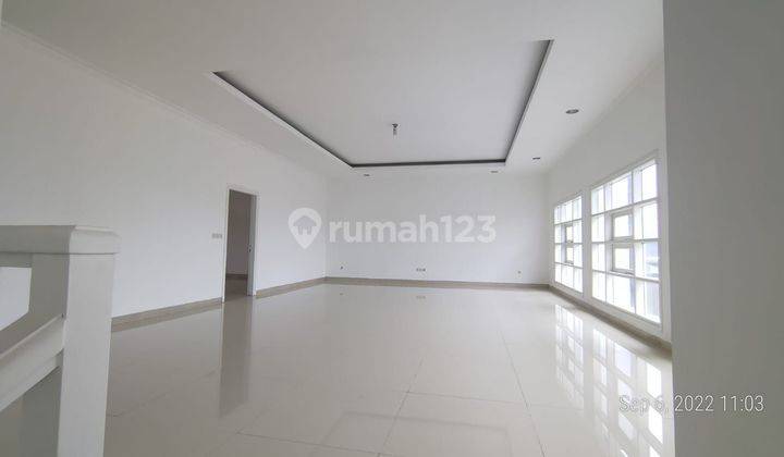 Rumah 3 Lantai di Jl. Batununggal Bagus 2