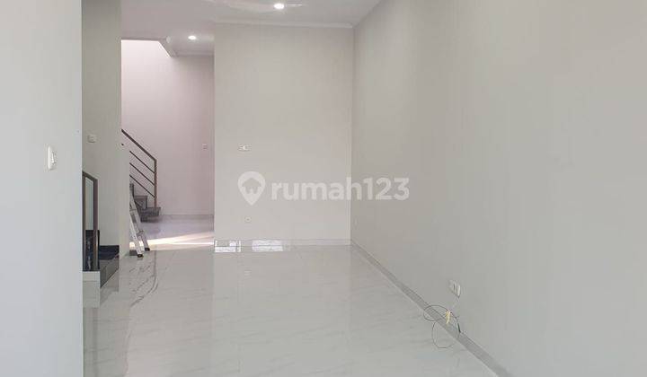 Rumah  BARU 2 Lantai di Jalan Mekarwangi  2