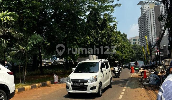Dijual dan Disewa Kavling Komersial di Jl Casablanca, Jakarta Selatan. Lokasi Strategis