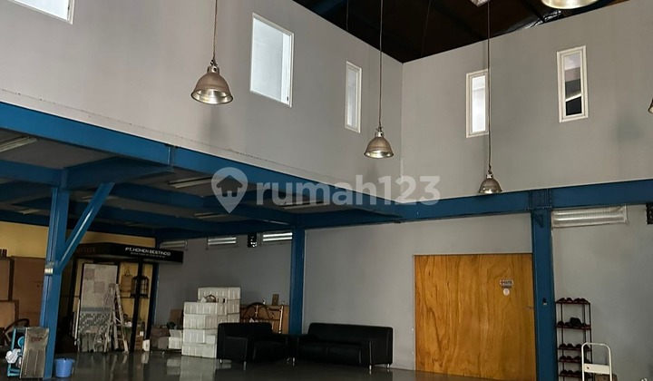 For Rent: Neat and Good Warehouse on Jl Yos Sudarso, Tanjung Priok
