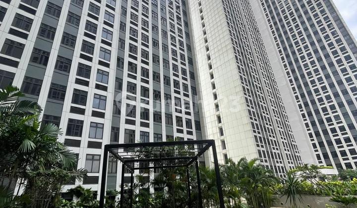 Chadstone apartment is connected to Pollux Mall. Chadstone apartment is connected to Pollux Mall.