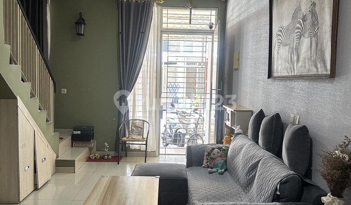 Dijual Rumah Di Green Lake City Lingkungan Nyaman Rumah Kondisi Bagus Shm Siap Huni Dijual Rumah Di Green Lake City Lingkungan Nyaman Rumah Kondisi Bagus Shm Siap Huni