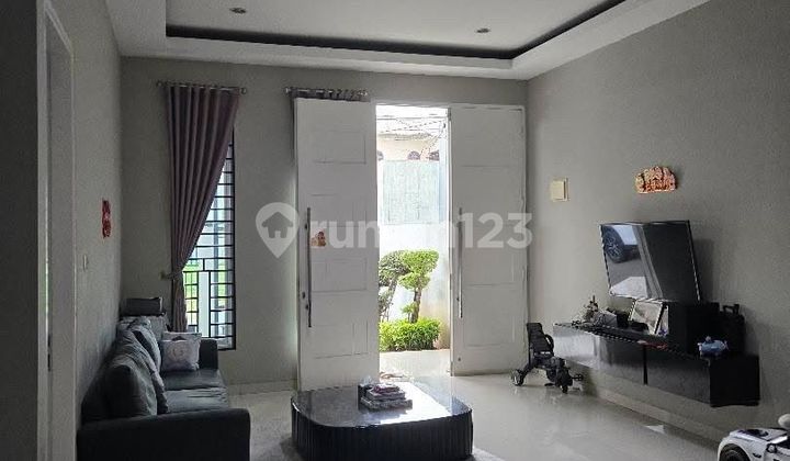 House For Sale In Duta Garden, Attractive, Comfortable, And Ready To Occupy, Good House With SHM In Duta Garden 2