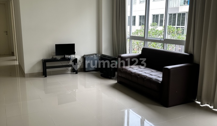 Dijual Apartemen Town House Nyaman di Lingkungan Asri dan Bergengsi Apartemen 4 Kamar Tidur Semi Furnished Dijual Apartemen Town House Nyaman di Lingkungan Asri dan Bergengsi Apartemen 4 Kamar Tidur Semi Furnished