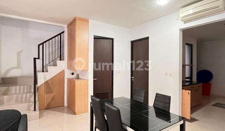 Dekat Akses Tol, Rumah, 2 Lantai, SHM, Dekat Fasilitas Kesehatan, bisa KPR,