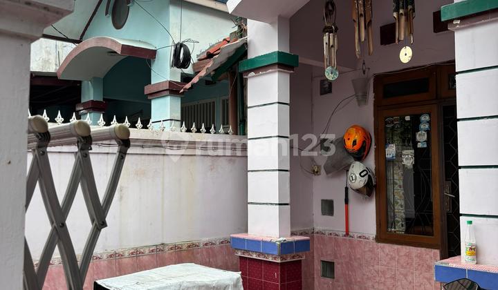 Di Jual Rumah di Perumahan Alam Raya Lokasi Strategis Harga Tidak Bikin Kantong Menangis Rumah Butuh Minim Renovasi SHM Di Jual Rumah di Perumahan Alam Raya Lokasi Strategis Harga Tidak Bikin Kantong Menangis Rumah Butuh Minim Renovasi SHM