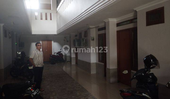 Rumah Kost Strategis Jatiwaringin Kondisi Bagus  2