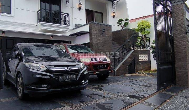 Rumah Baru Menteng 3 Lt + Rooftop 1