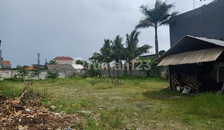 Land near Banjar Wijaya housing which is very strategic