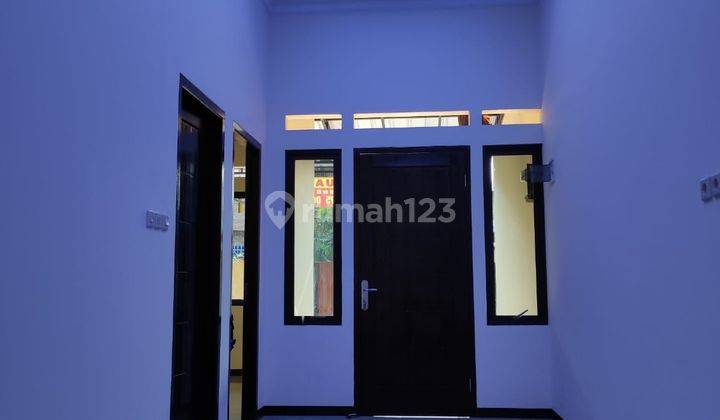 Rumah cantik siap huni dekat pintu tol cocok untuk keluarga muda 2