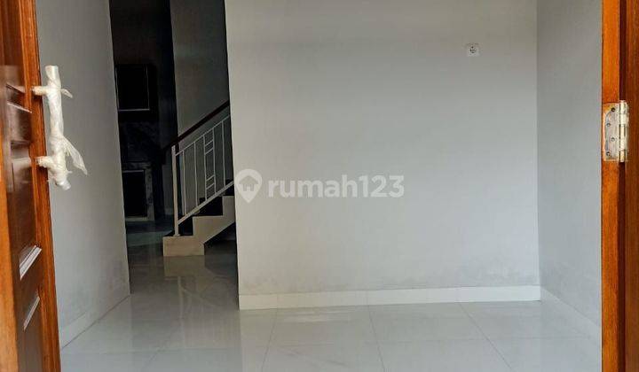 Rumah 2 Lantai Cantik Poris Indah Siap Huni Bangunan Bagus 2