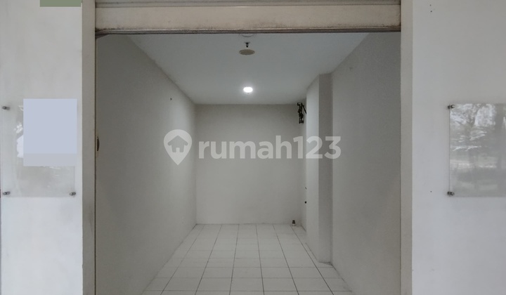 Kios Strategis di Apartemen Springlake Summarecon Bekasi 