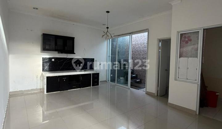 Disewakan Rumah 2 Lantai Dalam Cluster Siap Huni di Cakung Jakarta 2