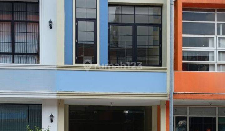 Disewakan Ruko 2.lantai Di Area Dalam Mall Citra Grand Cibubur 1
