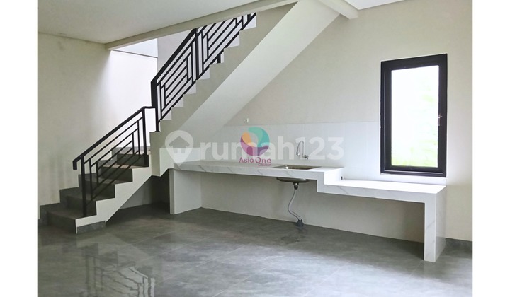 Dijual Cepat Rumah Luas dan Bagus Kota Wisata Cibubur 2