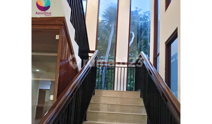 Dijual Murah Rumah Luas Semi Furnish Kota Wisata Cibubur 2