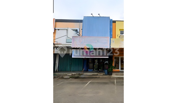 Disewa Ruko 2 Lantai Pinggir Jalan Ramai Kota Wisata Cibubur
