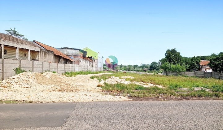 Disewakan Tanah Luas 1000Mtr di Jalan Raya Cileungsi