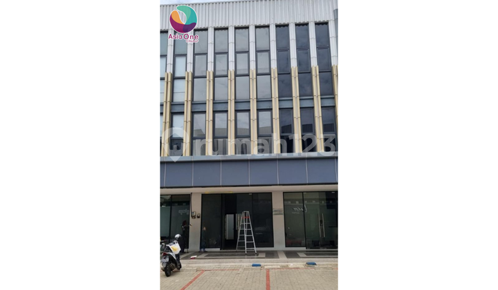 New Shop House in the Busiest Location of Wisata City, Bogor New Shop House in the Busiest Location of Wisata City, Bogor