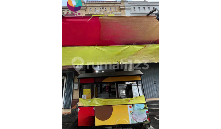 Ruko Rapi Bersih Lokasi Pinggir Jalan Utama Kota Wisata, Bogor 2