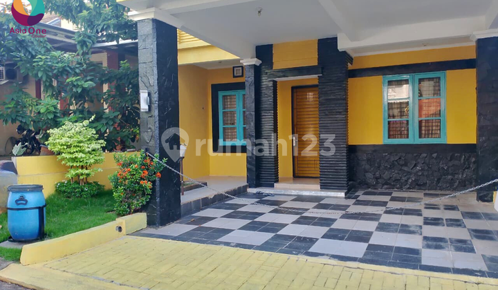 Rumah Rapi Siap Huni Dekat Pintu Tol Kota Wisata, Bogor