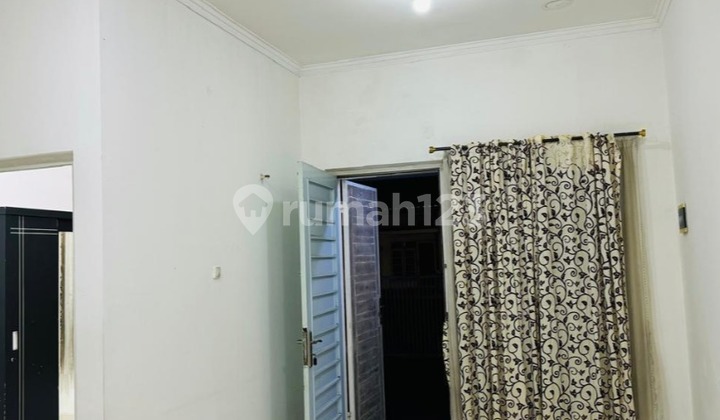 Rumah Semi Furnished SHM Cibubur Country, Bogor 2