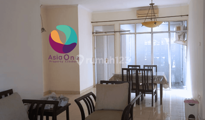 Rumah Rapih Semi Furnished di Kota Wisata Cibubur, Jakarta Timur 2