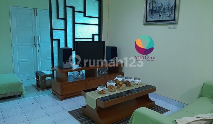 Rumah Bagus Hanya 5 Menit ke Pintu Tol di Legenda Wisata Cibubur 2