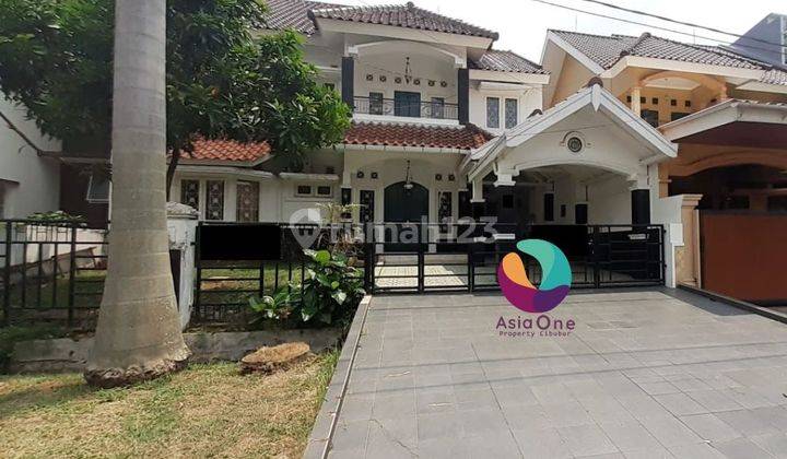 Rumah Mewah Dan Elegan SHM di Kemang Pratama, Bekasi 1