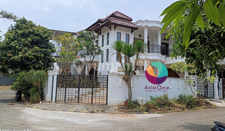 Rumah Mewah 2 Lantai SHM di Citra Grand Cibubur, Jakarta Timur