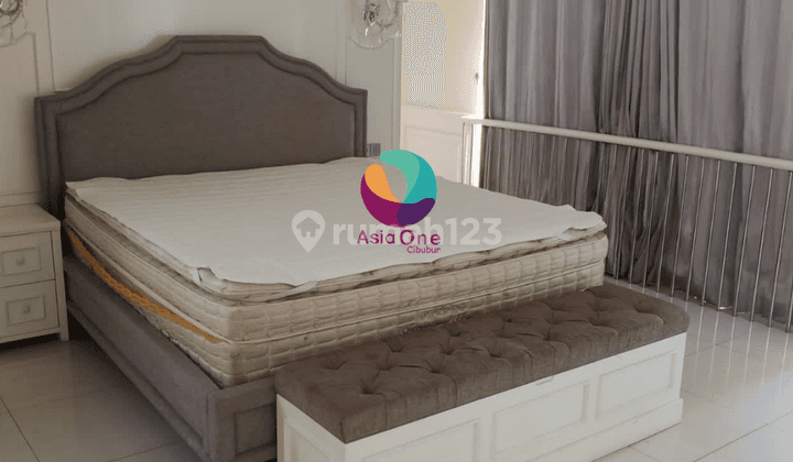 Rumah Semi Furnished Ada Kolam Renang di Citra Grand Cibubur 2