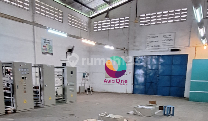 Gudang Rapi Siap Pakai di Cimanggis, Depok SHM