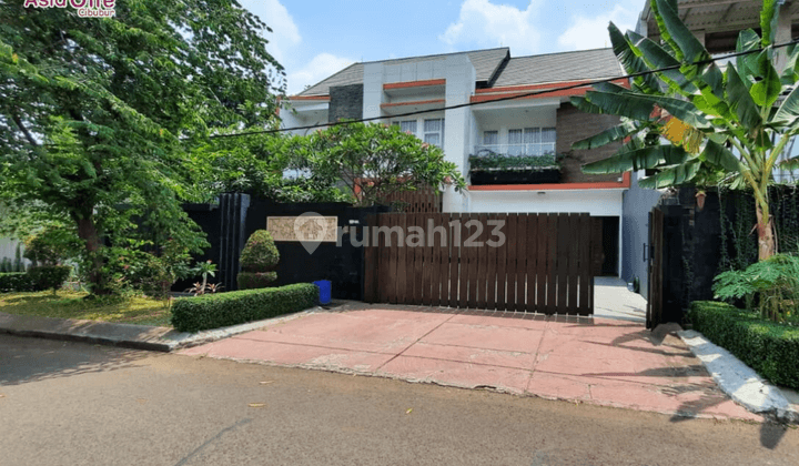 Rumah Furnished SHM di Bukit Golf, Jakarta Timur 1