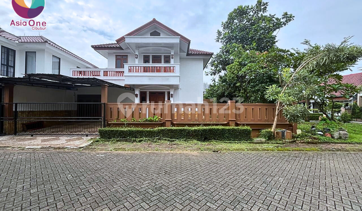 Rumah Megah dan Luas Terenovasi Raffles Hills, Jakarta Timur Rumah Megah dan Luas Terenovasi Raffles Hills, Jakarta Timur
