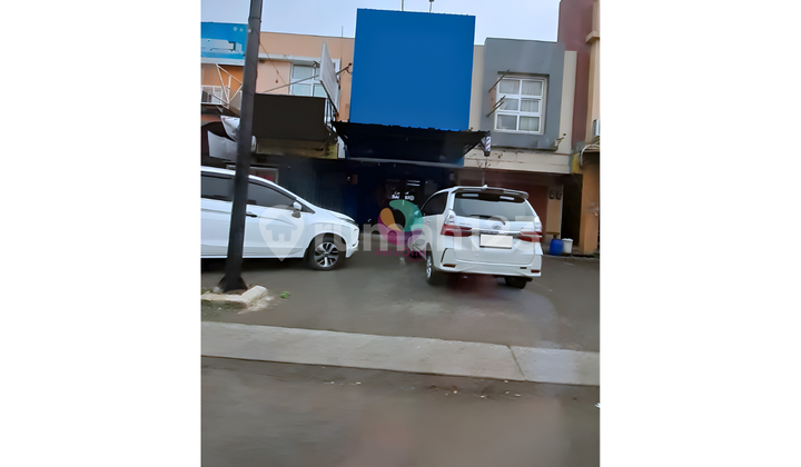 Ruko Rapi Ready-to-Use Location on Main Street, Cibubur Tourist City 2