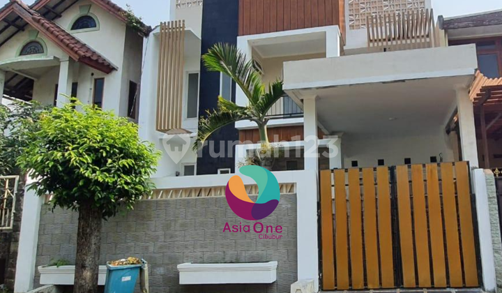 Rumah Cantik Siap Huni SHM Raffles Hills, Jakarta Timur Rumah Cantik Siap Huni SHM Raffles Hills, Jakarta Timur