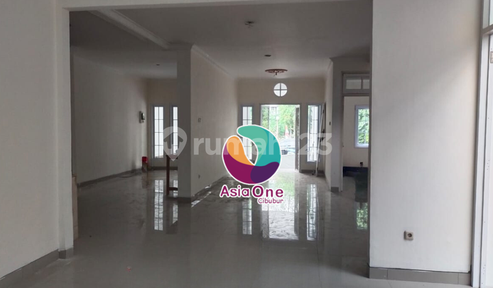 Rumah Terenovasi SHM Cluster Terdepan di Kota Wisata, Bogor 2